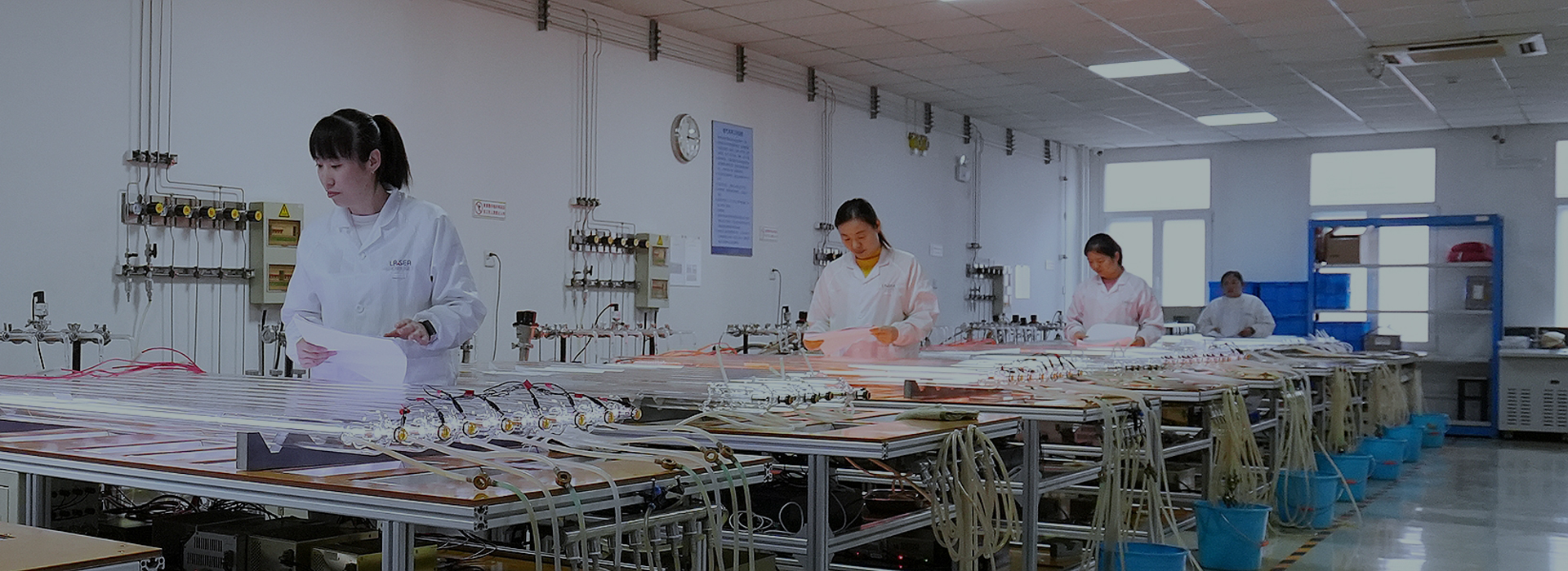 Fabricante de consumibles/tubo Láser CO₂ con más de 20 años de experiencia